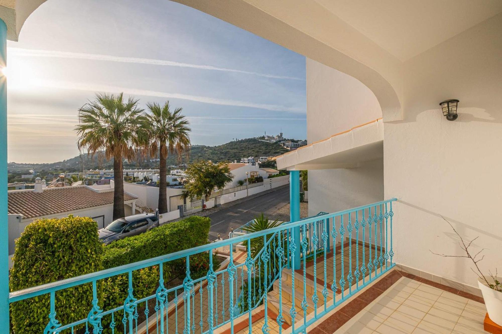 Loria - Beautiful Panoramic Views Holiday home *
